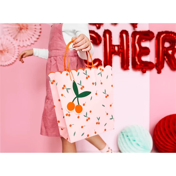 Ajándéktasakok cseresznye mintával, vegyes, 26x32x13 cm