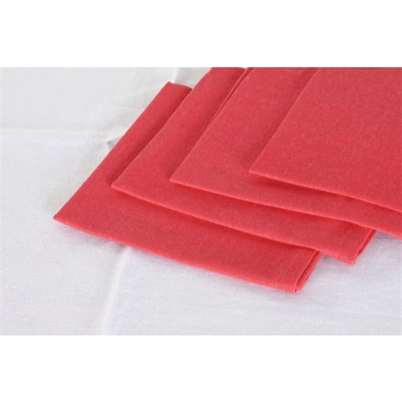 Asztalterítő szett diótörő mintával 150x250x0,2 cm S/9