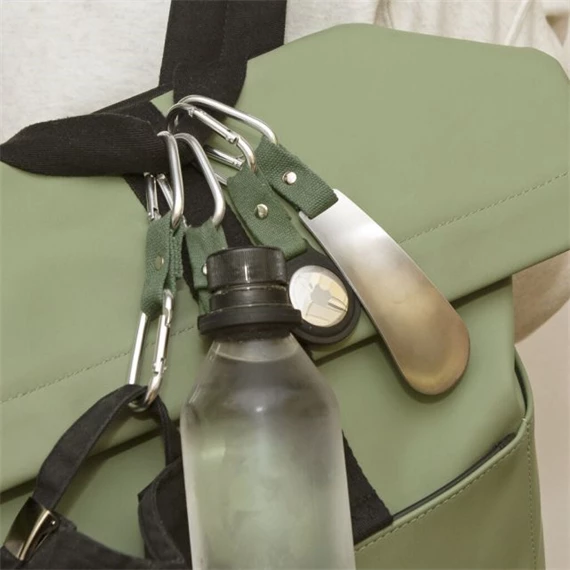 Cipőkanál karabínerrel 6,5x1,5x0,5 cm, 16,6x3,7x1,2 cm