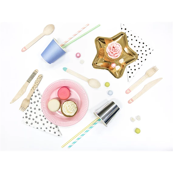 Fa evőeszköz szívek rózsaszín 16 cm