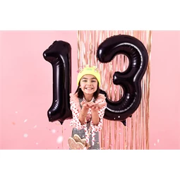 Fejpánt szülinapos lány, mix