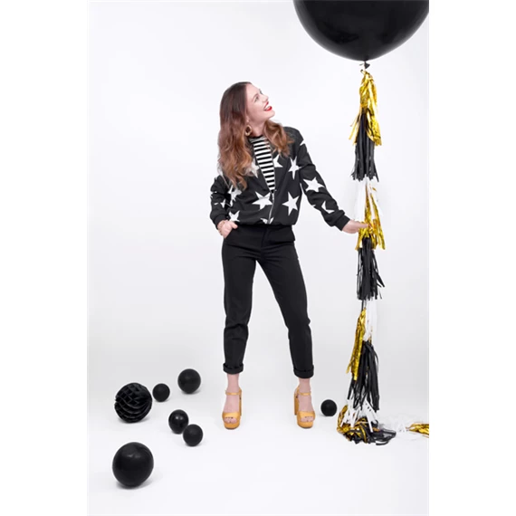 Girland bojtokkal, mix