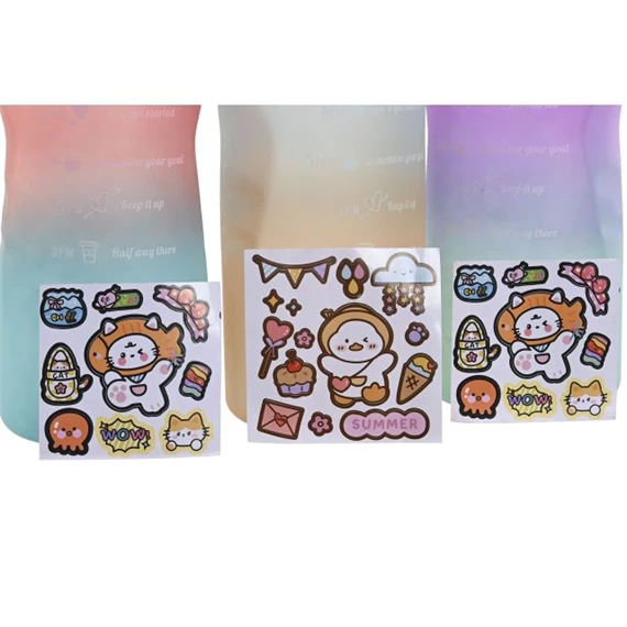 Kulacs 2 L-es 10,5x10,5x30,5 cm 3 féle