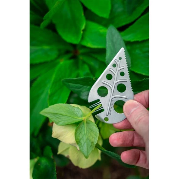 Levél fomájú univerzális szerszám