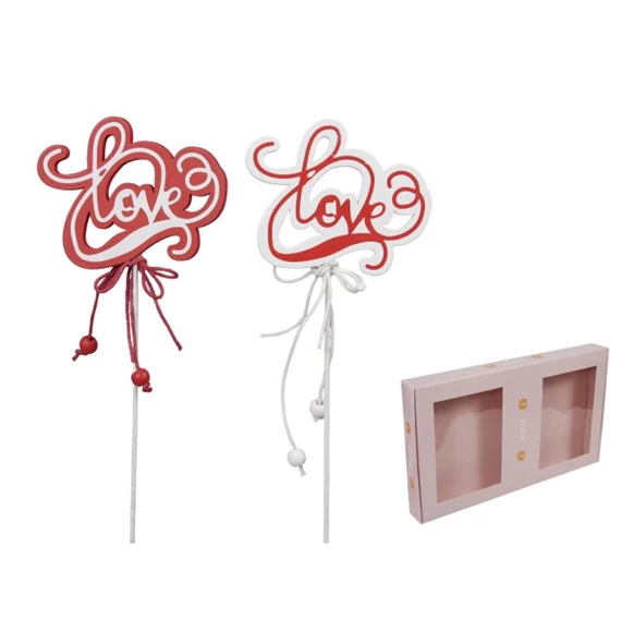 "Love" felirat betűzős 7,5x6 cm S/18