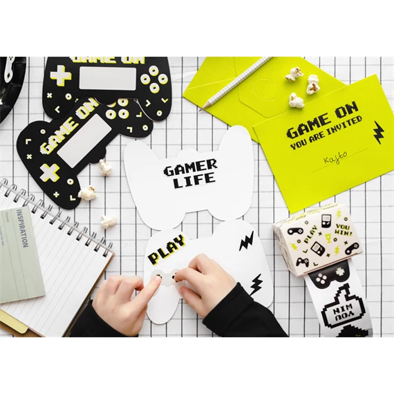 Meghívók gamepad formában, vegyes S/6