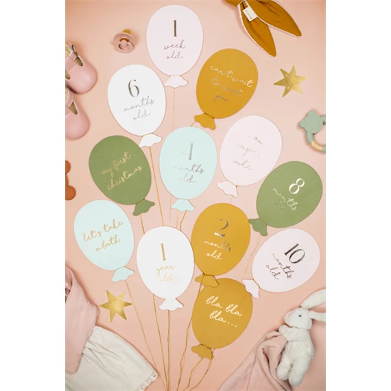 Mérföldkő kártyák lufi formában, vegyes 11,5x17 cm