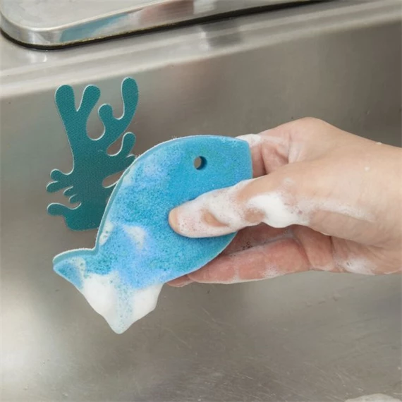 Mosogatószivacs tartóval, halas
