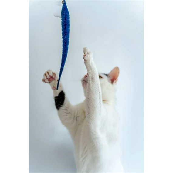 Pálcikás macskajáték