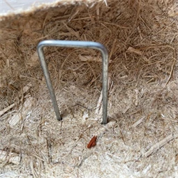 Rögzítő kapocs geotextíliához, U alakú 17x3,5 cm S/10