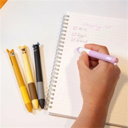 Toll többszínű, kutyák és macskák