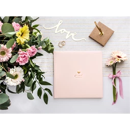 Vendégkönyv édes emlékekhez 20,5x20,5 cm púderrózsaszín 22 oldal